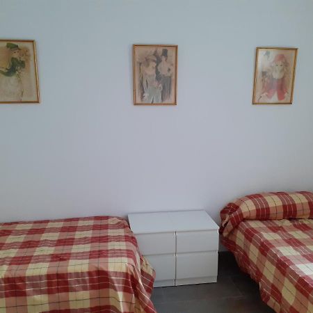 Pau-Pi Apartment Oliva Ngoại thất bức ảnh